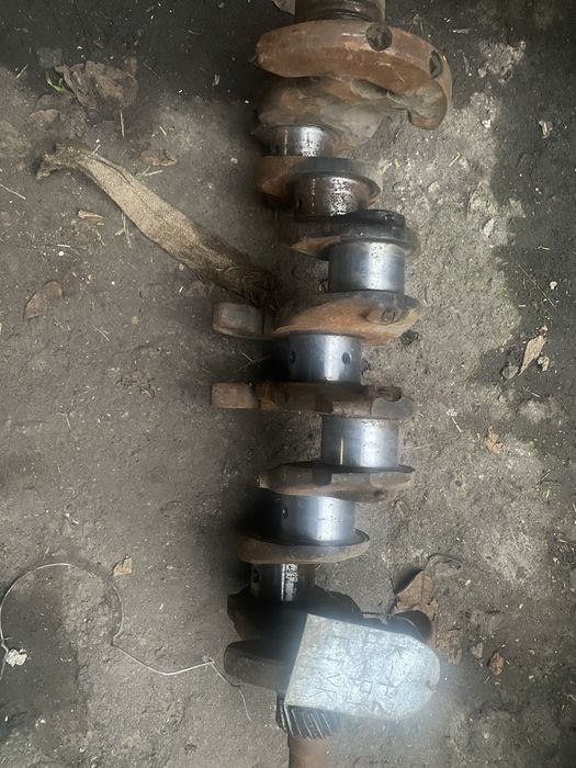 Колінвал Т40 б/у