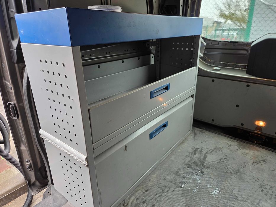 Regał samochodowy zabudowa serwisowa warsztatowa