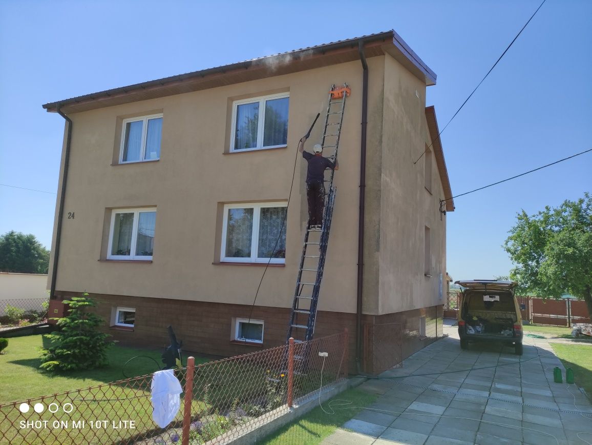 Malowanie elewacji i ogrodzeń