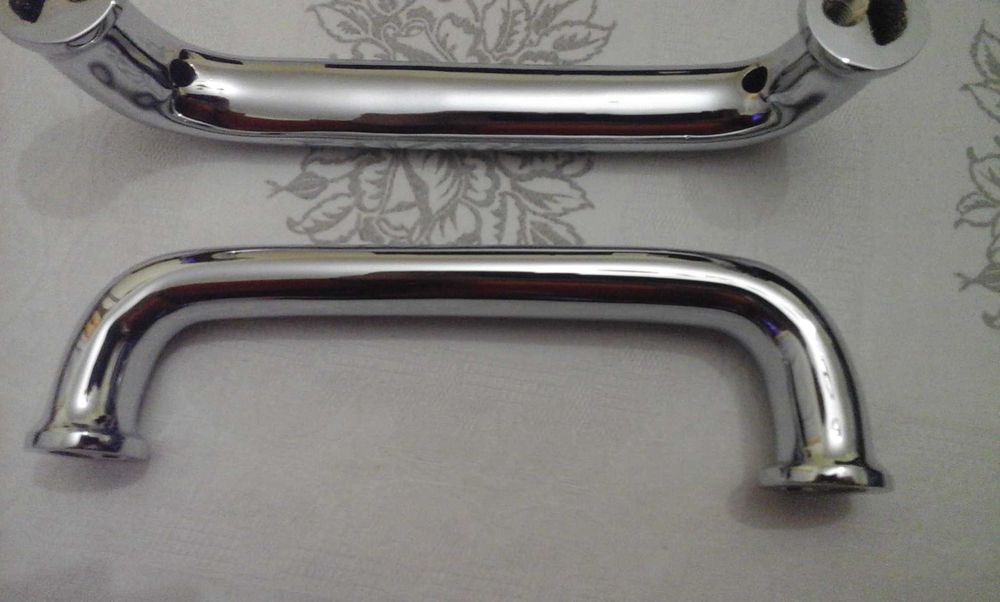 Puxador cromado em latão