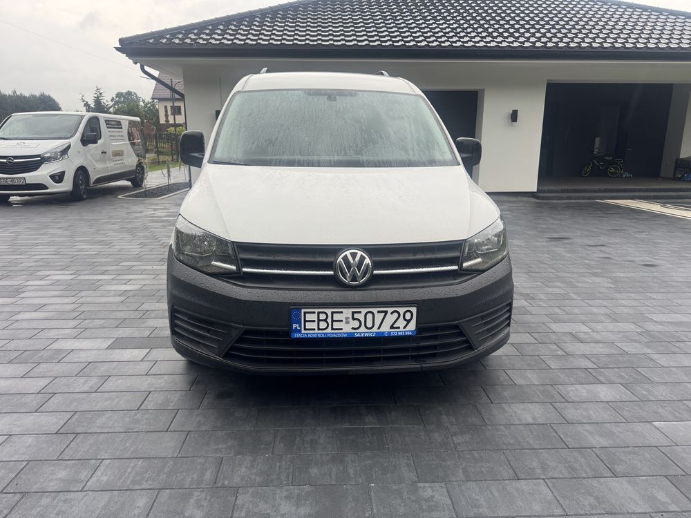Volkswagen Caddy Maxi 2.0 TDI DSG Navi Kamera Hak Webasto 2x przesuwne