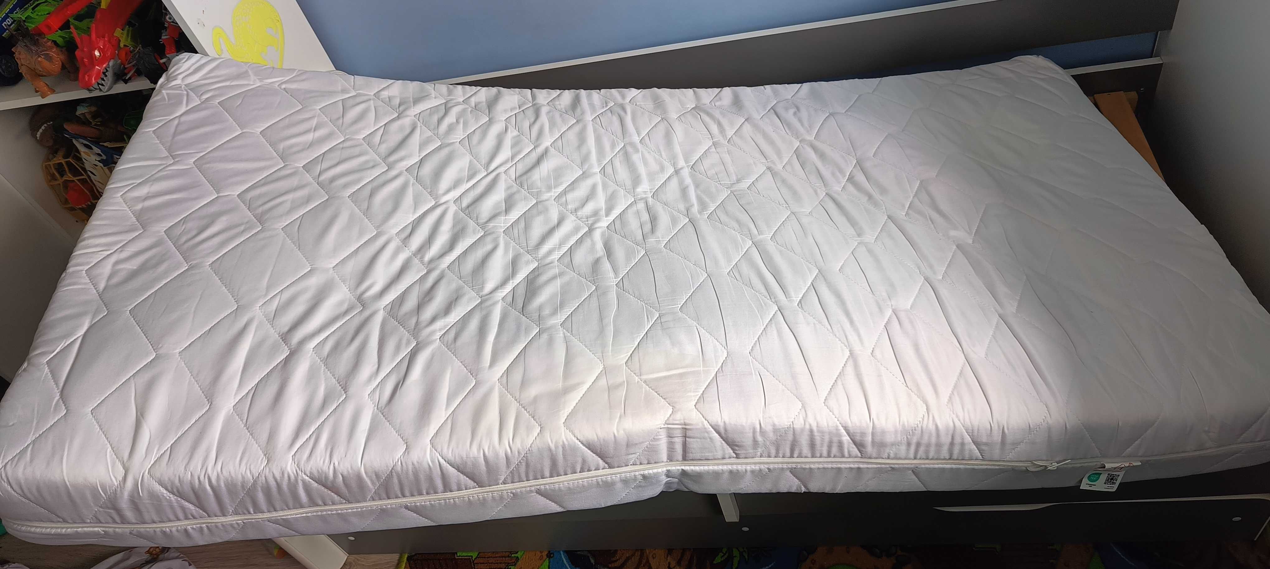 Łóżko młodzieżowe 160x80+ materac i dodatki