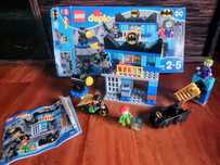 Zestaw LEGO DUPLO "Jaskinia Batmana" - wersja: 10842.
"Jaskinia Batman