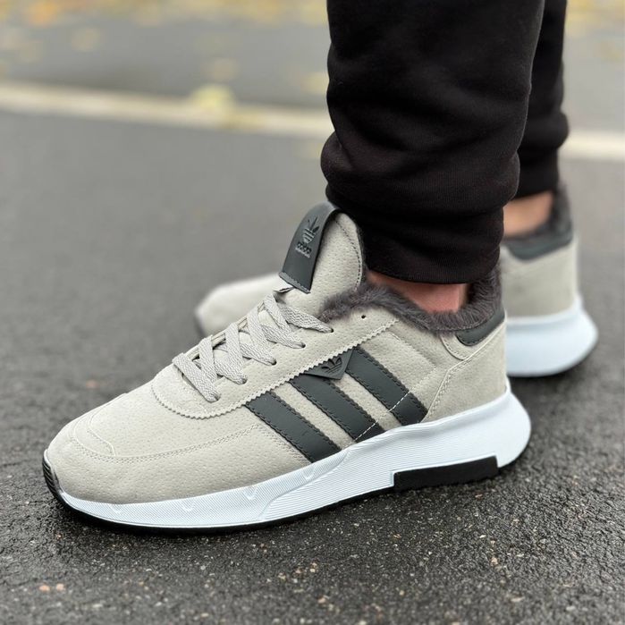 Чоловічі зимові кросівки Adidas на хутрі (розміри 40-41)