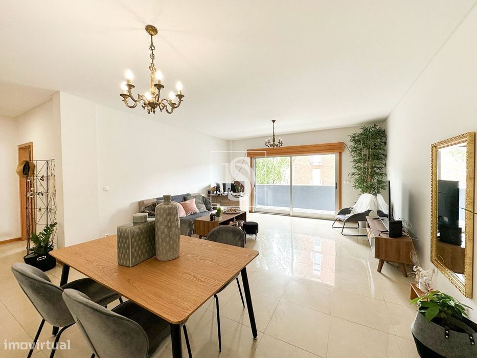 Apartamento T4 em Monção
