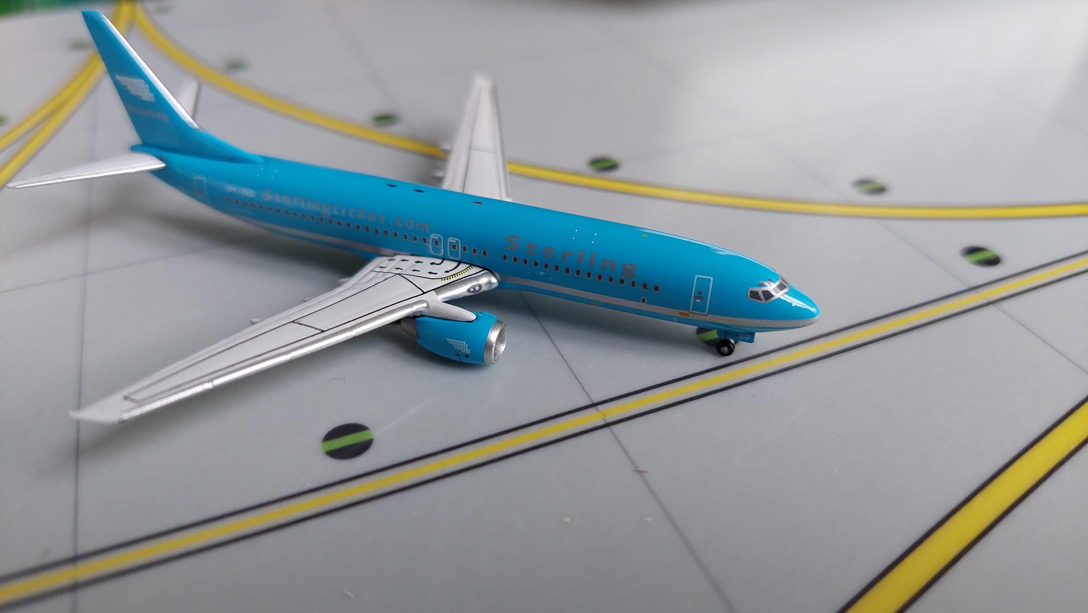 Model Boeing B 737-800 linii Sterling 1:500 Herpa/ Inflight 500