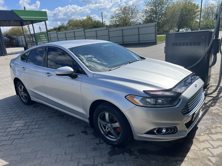 Ford Fusion продам