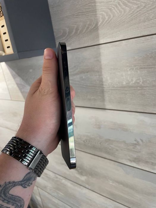 Продам iPhone 13 Pro Max на 256 гб