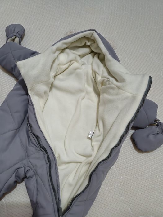 Новий зимовий дитячий комбінезон 68 розмір. Зимовий чоловічок