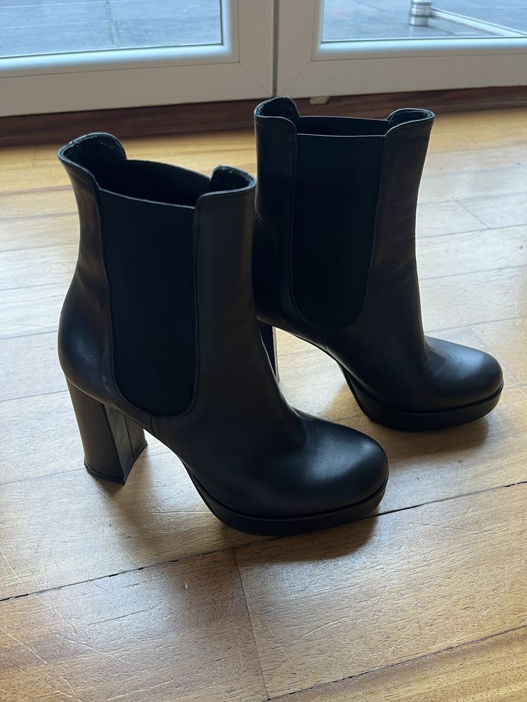 Buty na platformie Minelli