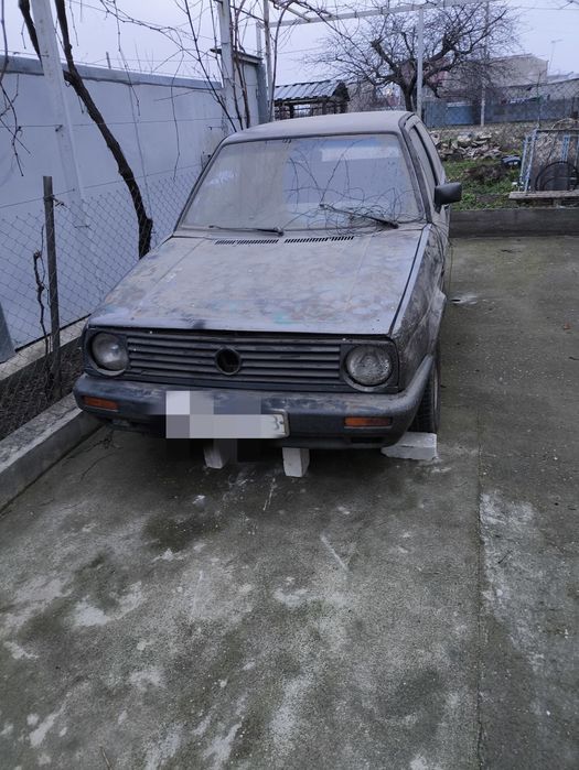 Продам гольф по запчастинам