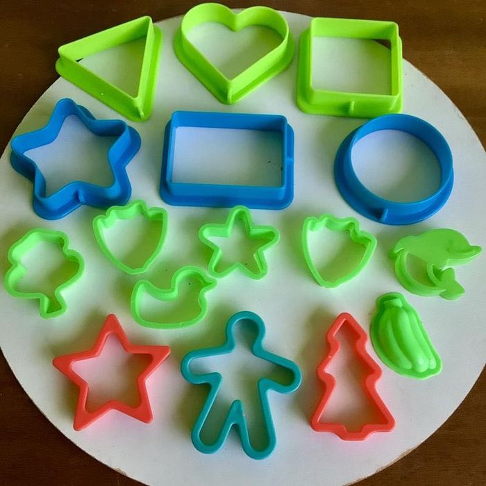 Набори аксесуарів для ліплення Hasbro PLAY DOH/є різні/дивіться фото!!