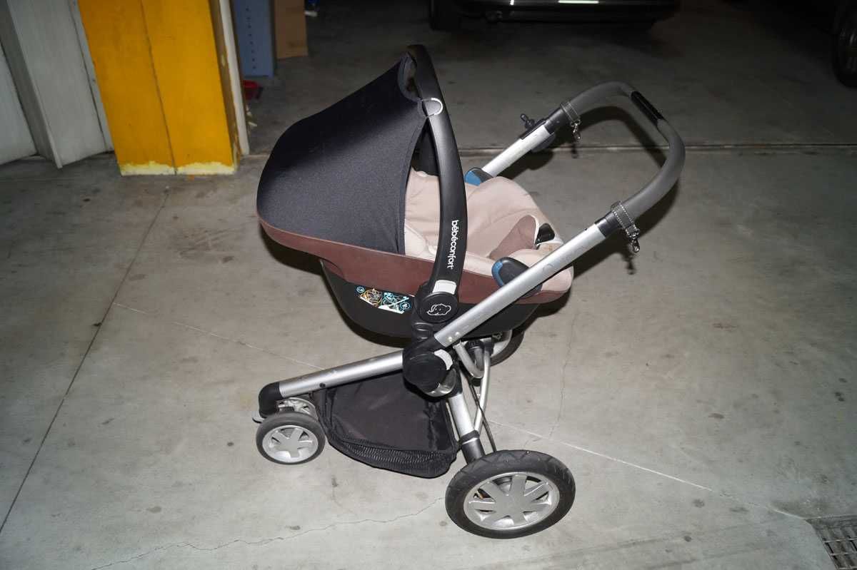 Carrinho para Bebé QUINNY Buzz Xtra ( c/cadeira auto ovo Pebble Plus)