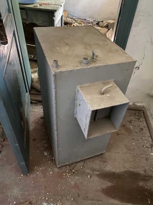 Котел твердопаливний