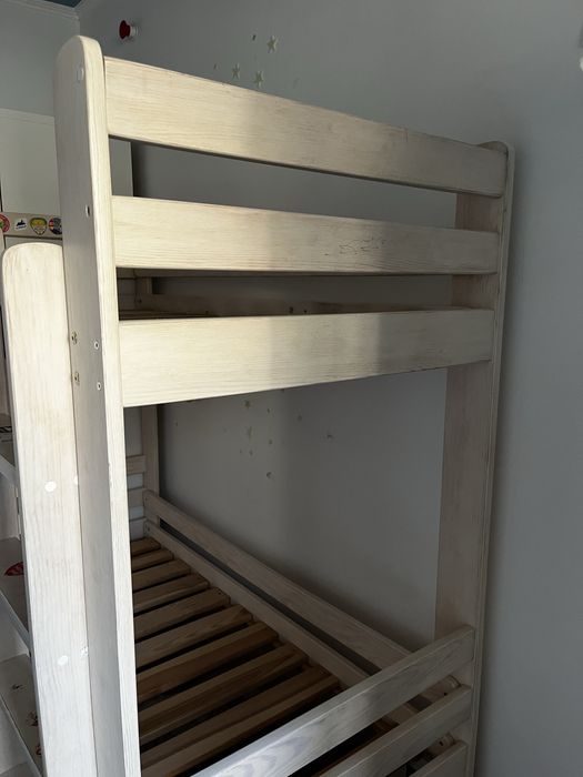 Łóżko piętrowe na materac 160cm szuflada