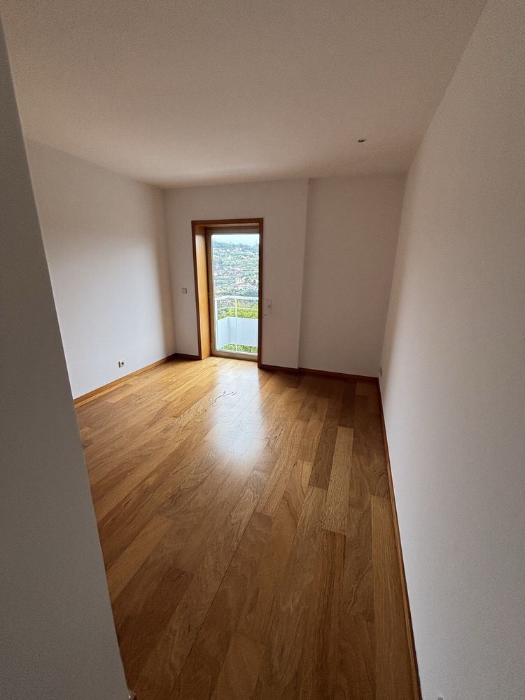 Apartamento T3 Centro Arco de Baulhe