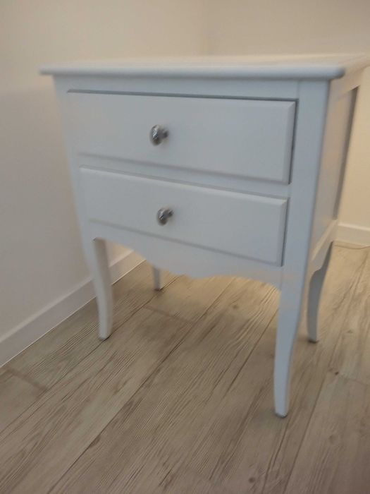 Szafka drewniana biała