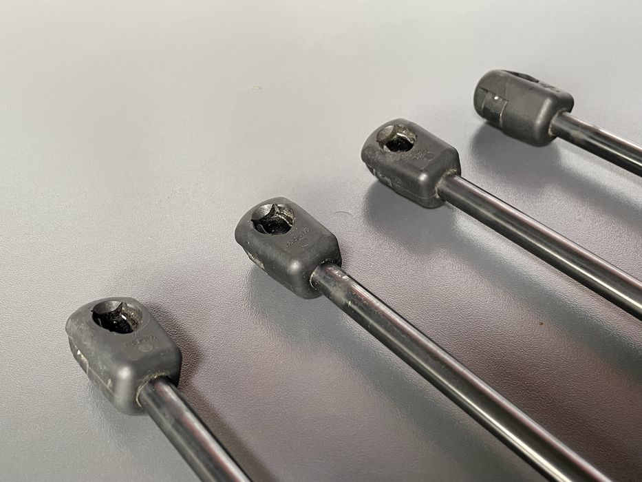 Амортизатор Капоту Audi A6 C7 Ауді А6 С7 Розборка Шрот