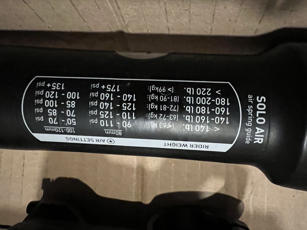 Amortyzator Cannondale 29” RockShox Recon Silver TK