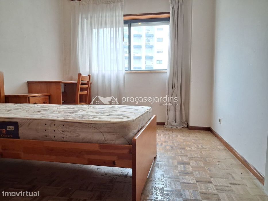 Quarto na Marques de Pombal