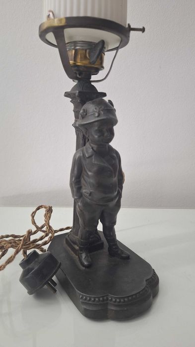 Stara Lampka stołowa  Przedwojenna Myślistwo Chłopiec
