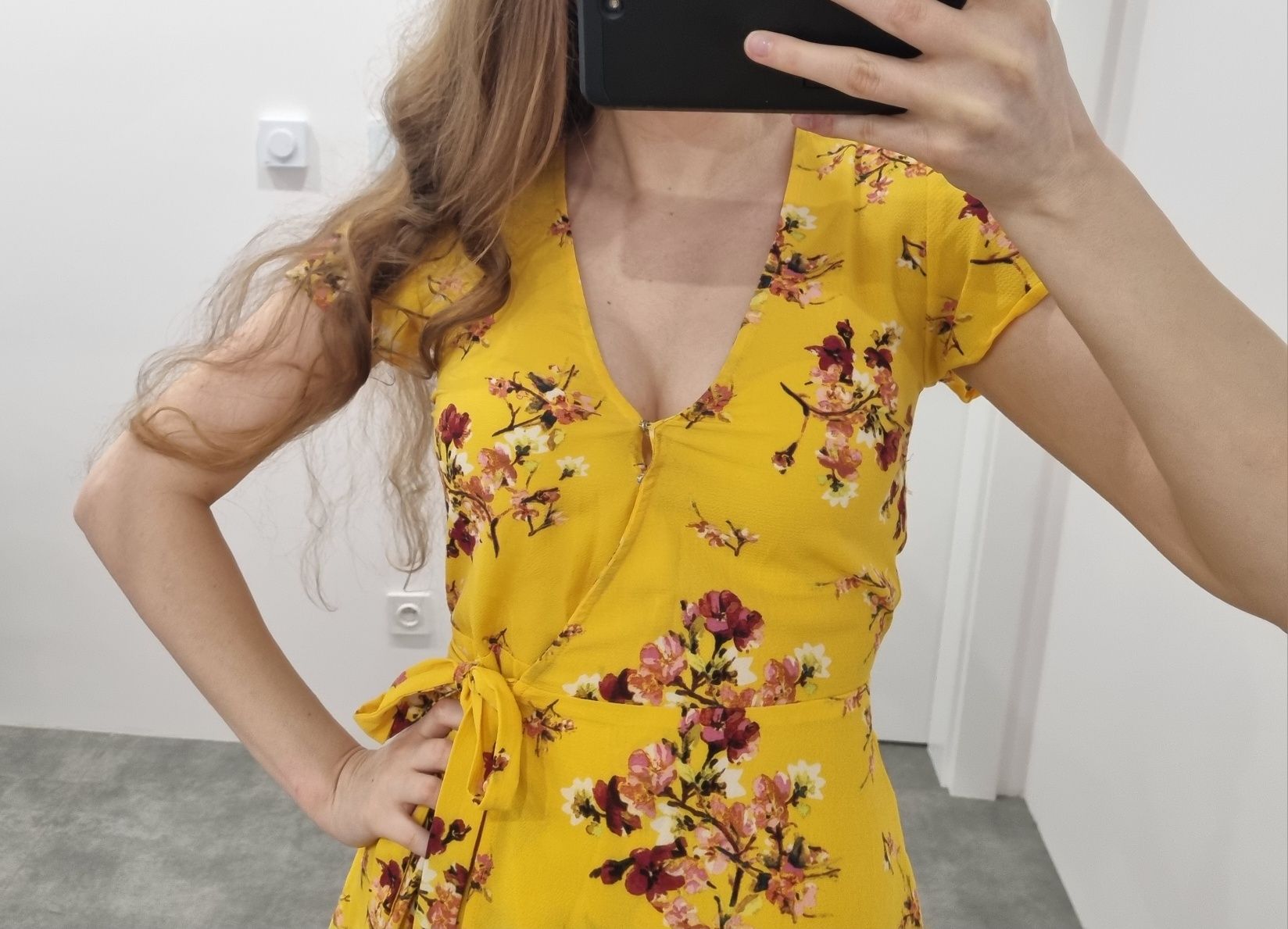 Żółta, krótką sukienka w kwiatki, h&m xs 34
