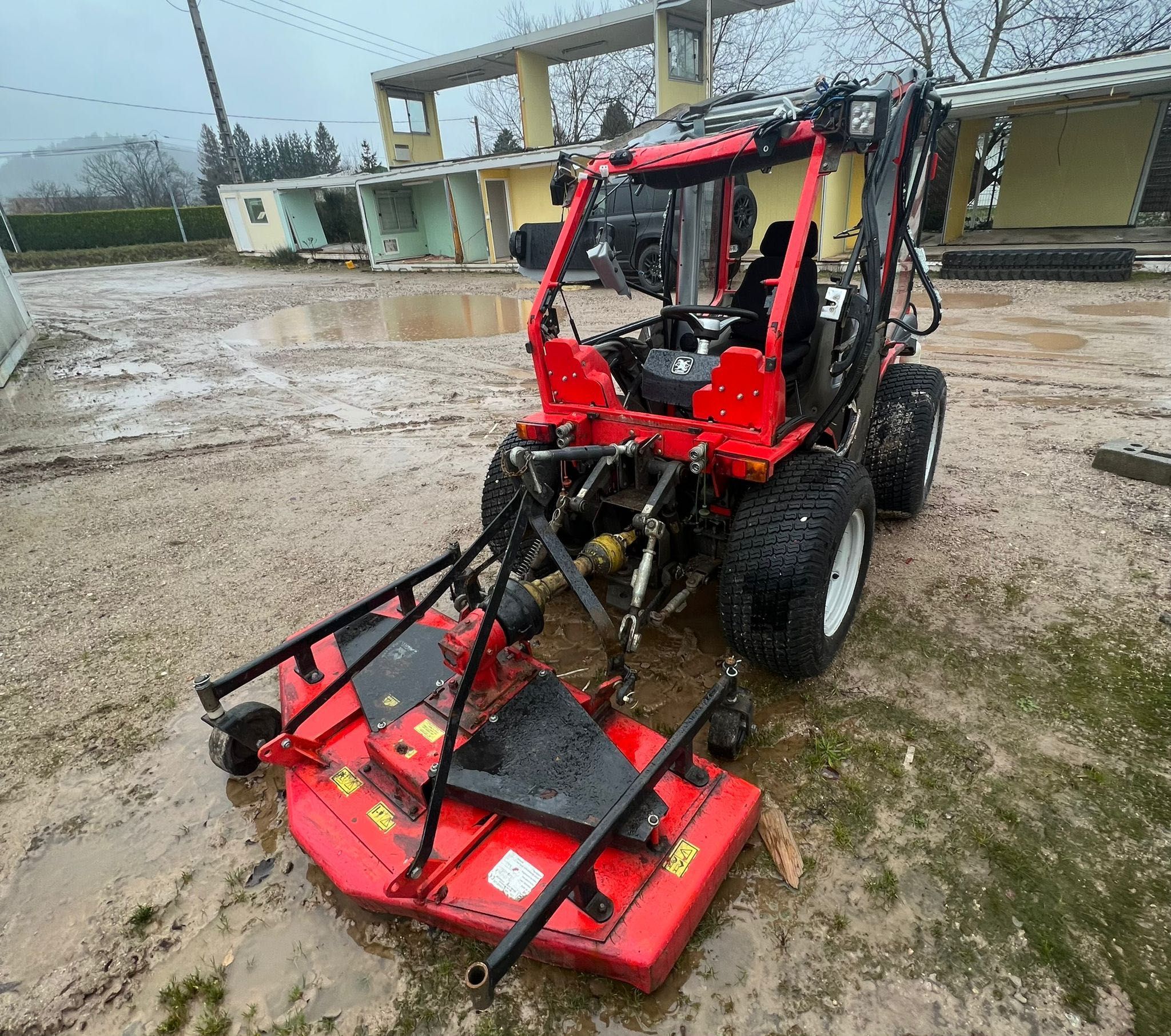 Sprzedam Kosiarka Traktor Antonio Carraro TTR 4400 Uszkodzony