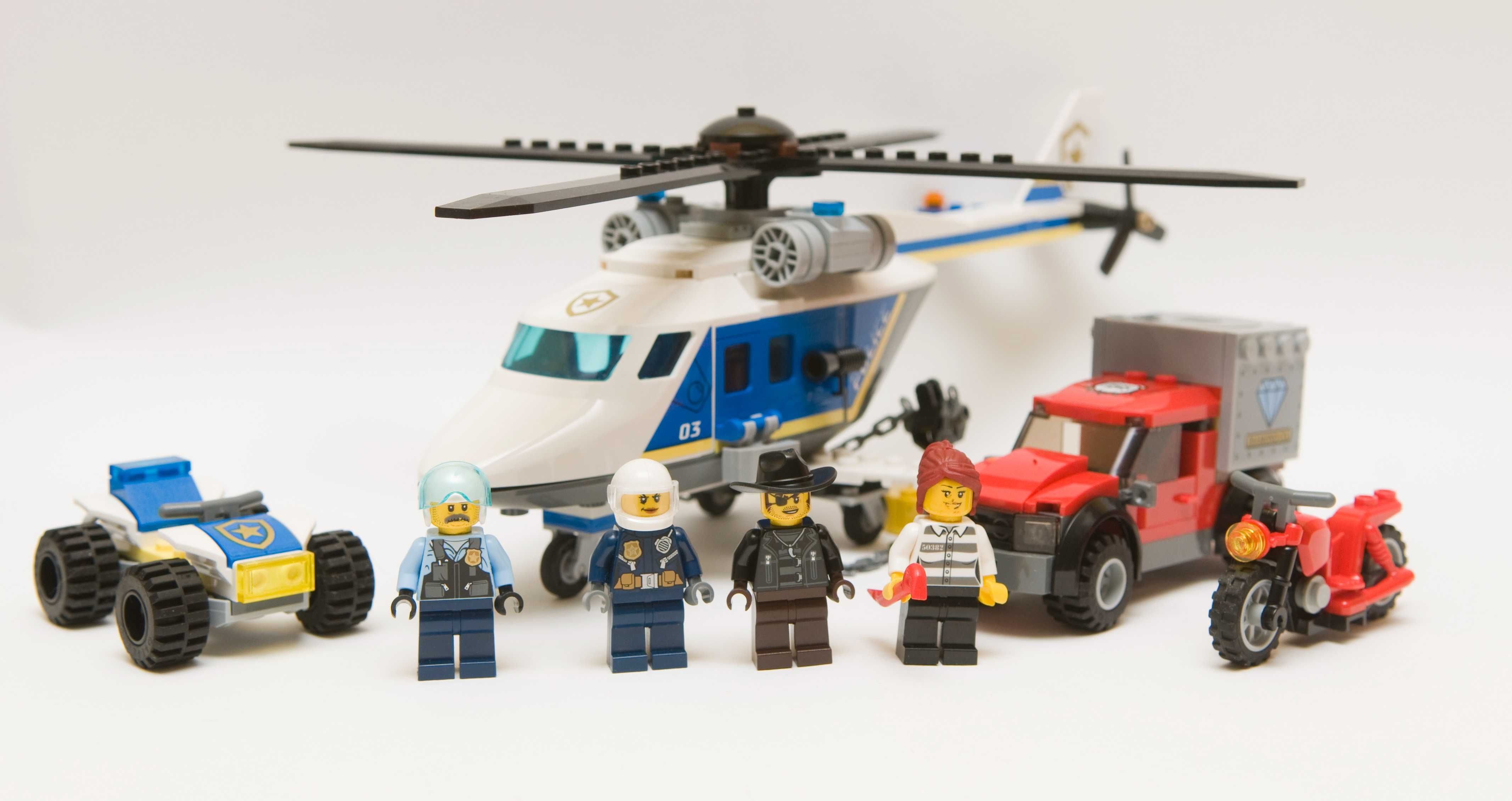 LEGO City 60243 Police Helicopter Chase