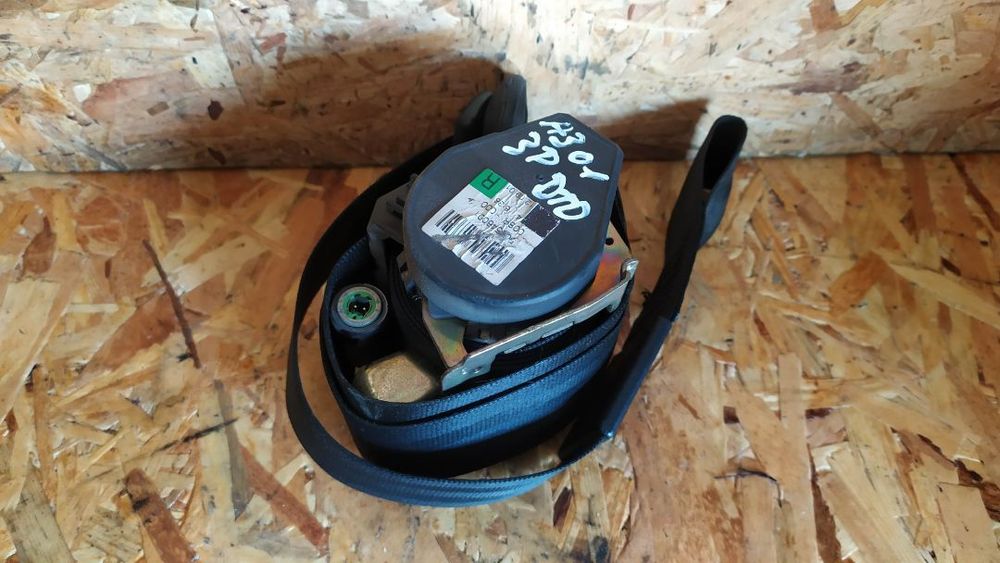 CINTO DE SEGURANÇA AUDI A3 8L 3 PORTAS - DIREITO