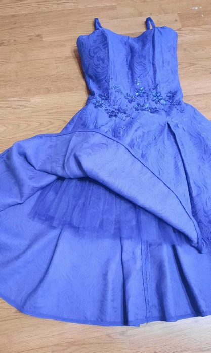 Красивое нарядное платье размер 40-42