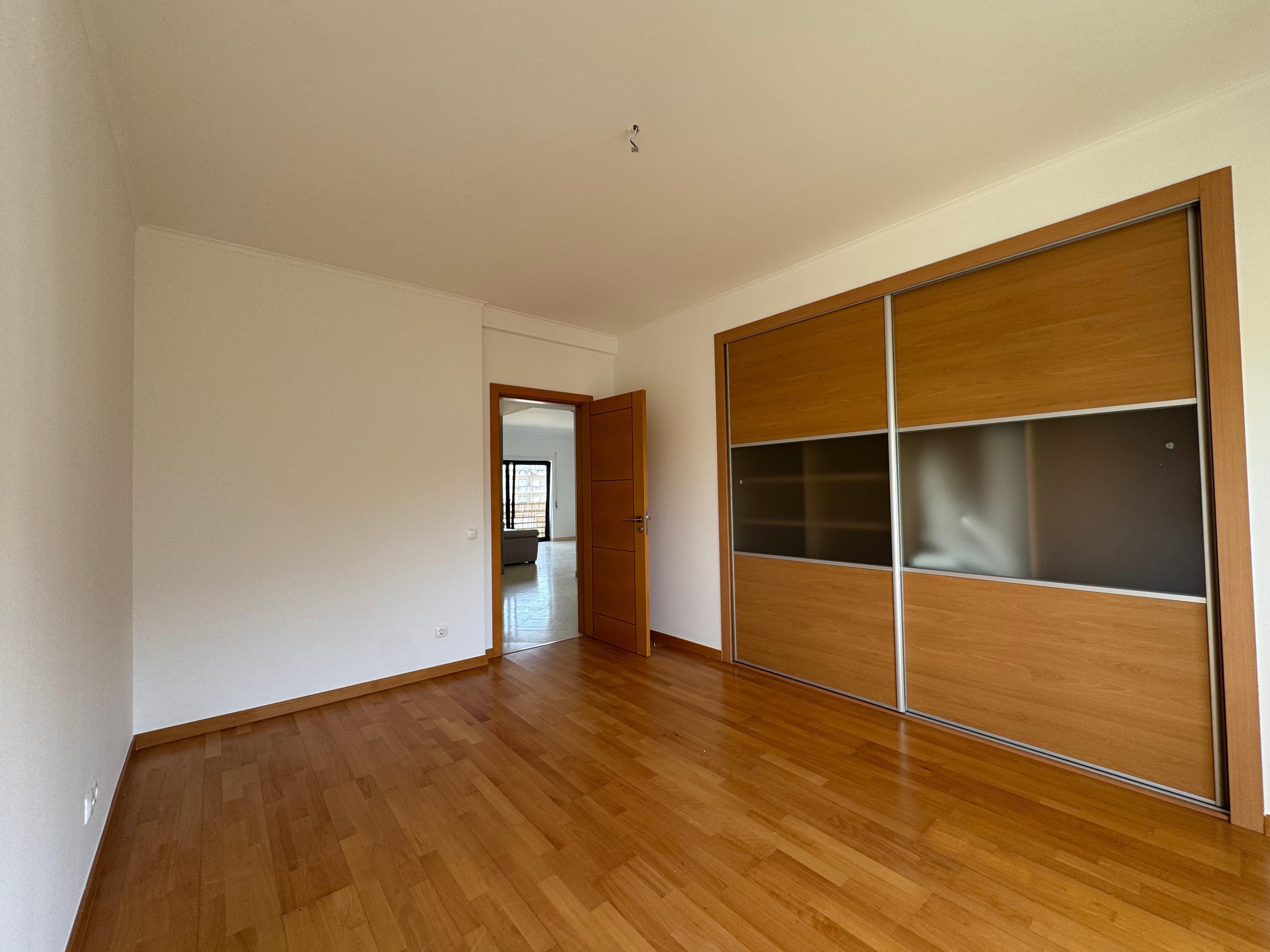 Arrendamento de apartamento t2 em amora