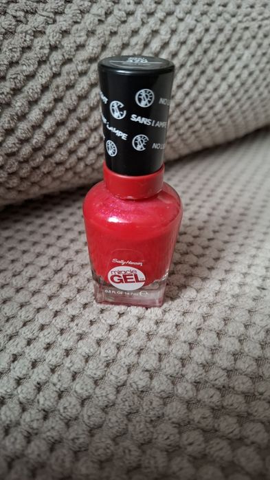 Lakier do paznokci Sally Hansen
