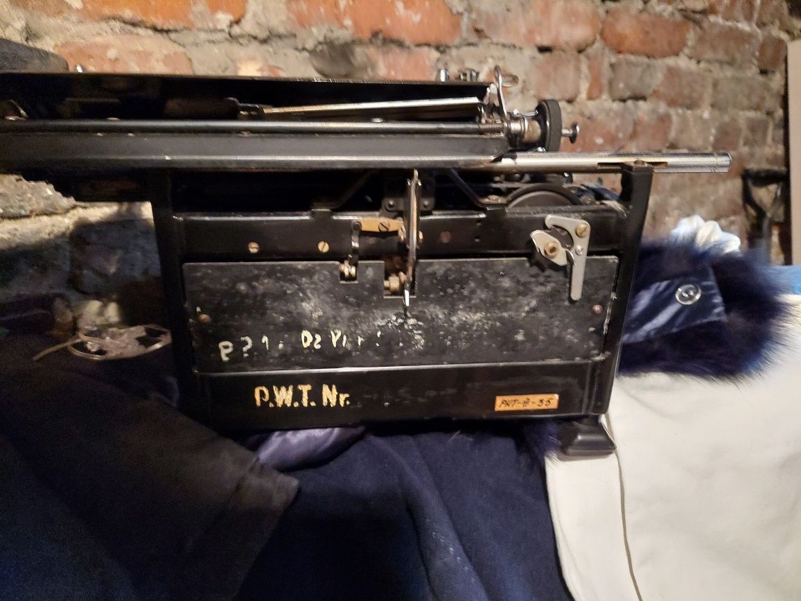 Maszyna do pisania continental