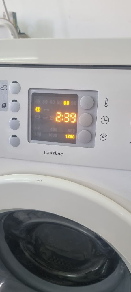 Máquina de Lavar Roupa Bosch– Revisada e com Garantia!

Máquina de la