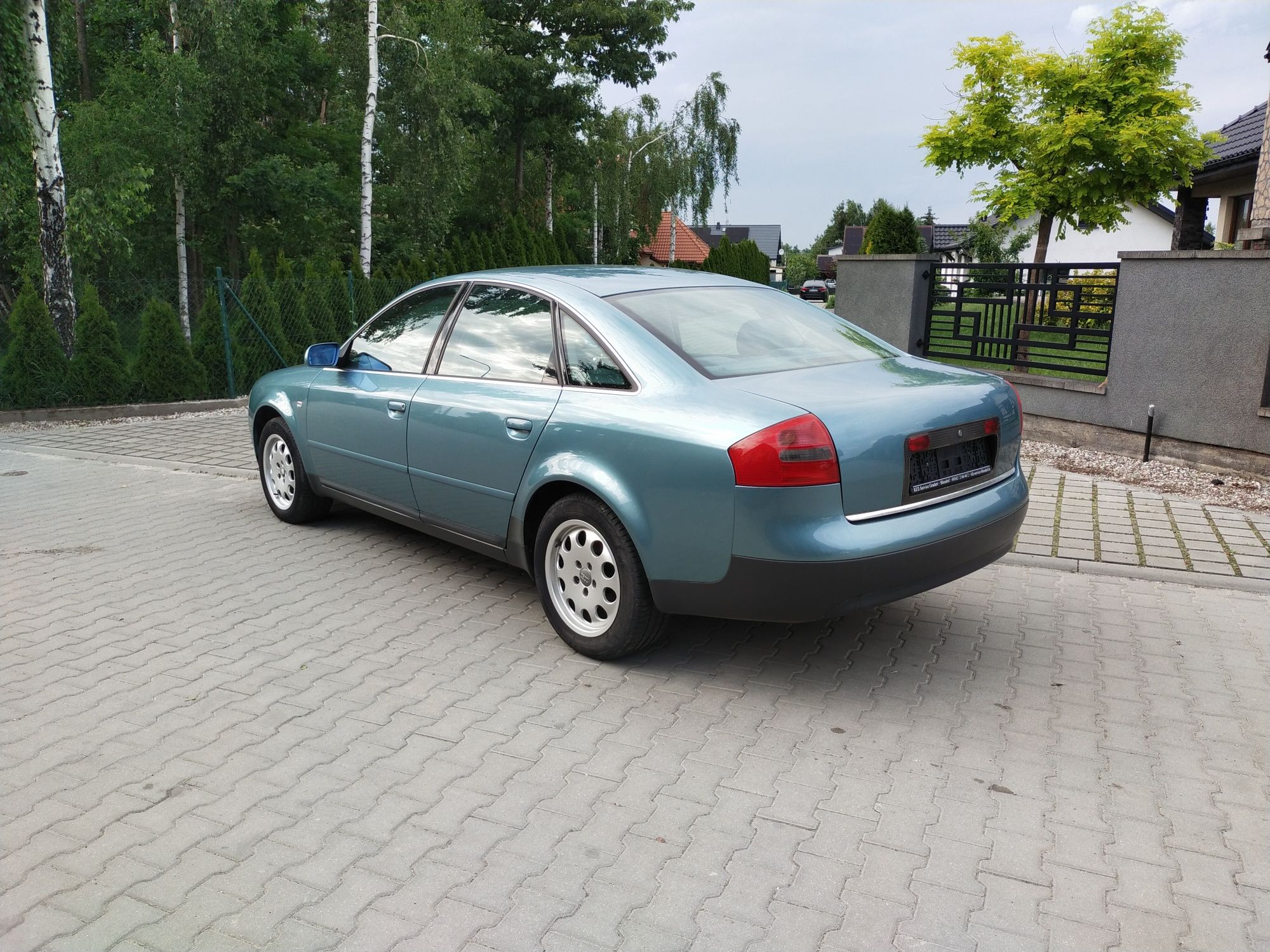 Audi A6 C5 2.4 165 KM Automat