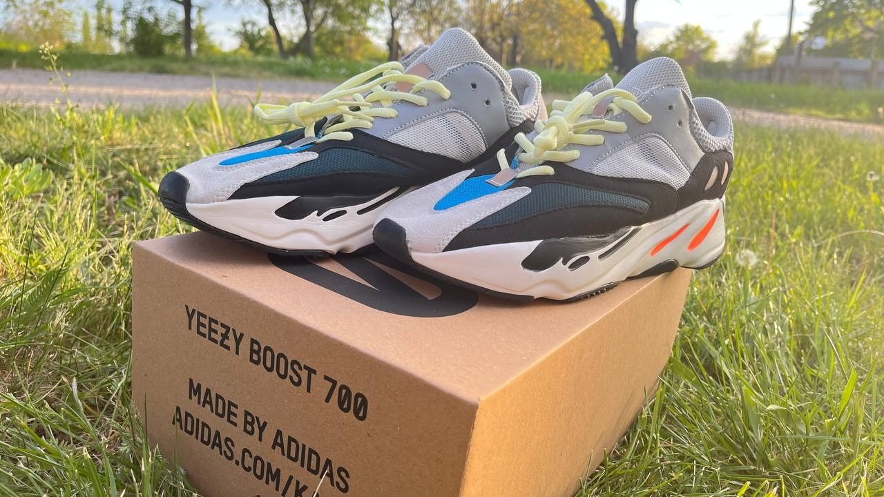 Adidas Yeezy boost 700 “Wave runner”