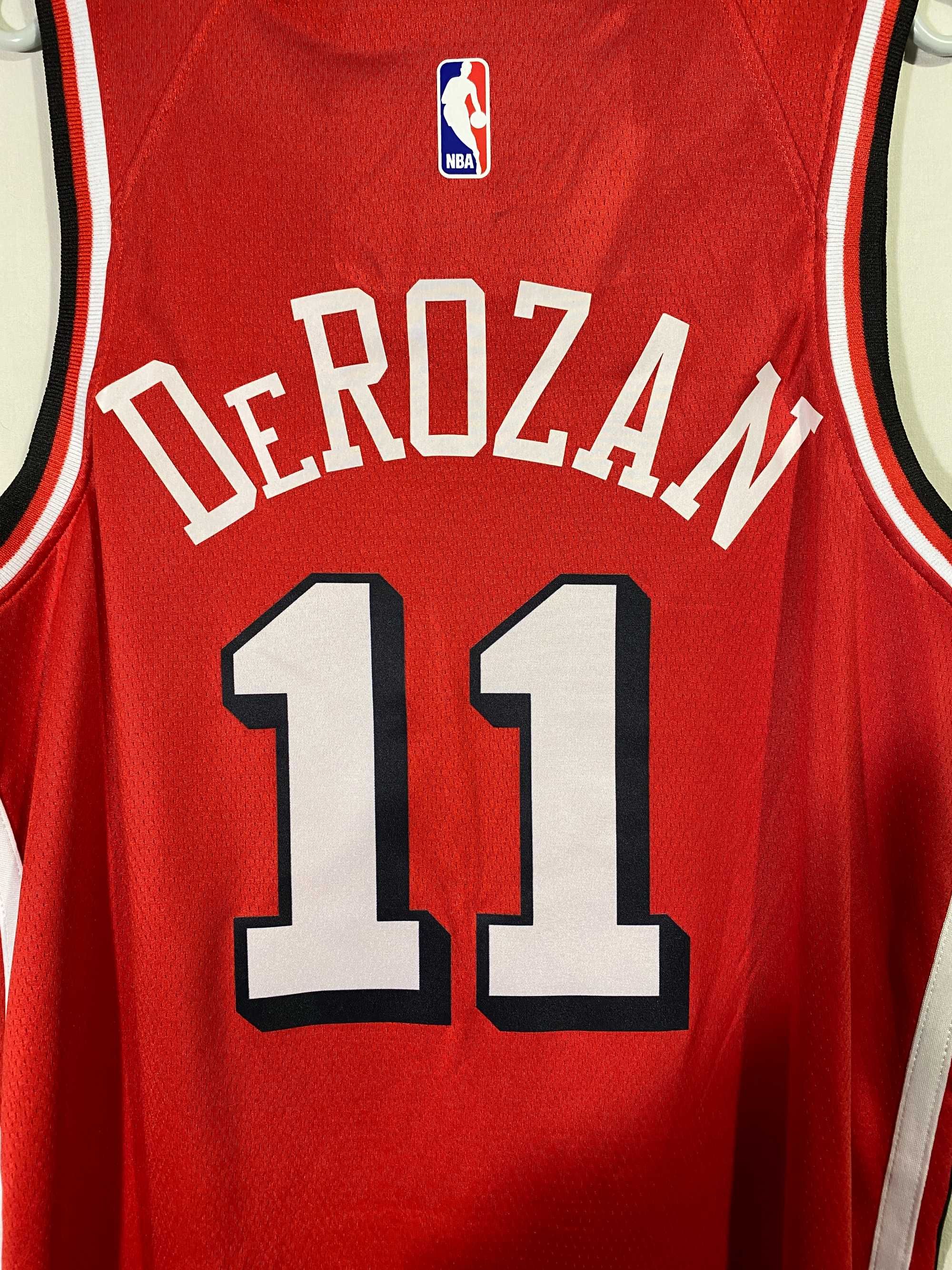 Koszulka Demar Derozan Chicago Bulls Swingman Jersey NBA M i L jordan