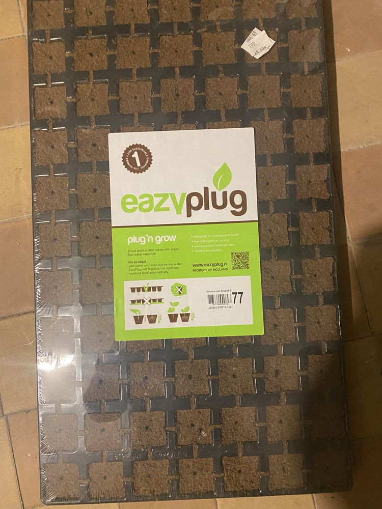 Easy plug taca wysiewowa kostki samoregulujace wilgotnosc