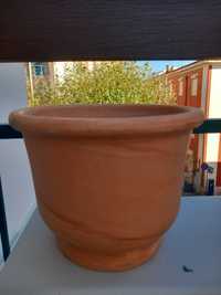 Vaso de barro com bonitos efeitos altura 20 cm