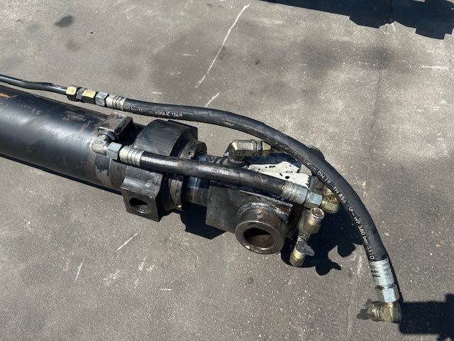 siłownik hydrauliczny 7 metrowy do teleskopu