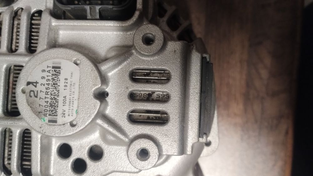 Alternator 24V 100A Scania PRG
