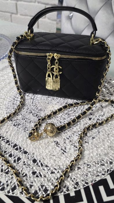 Kuferek Chanel torebka damska