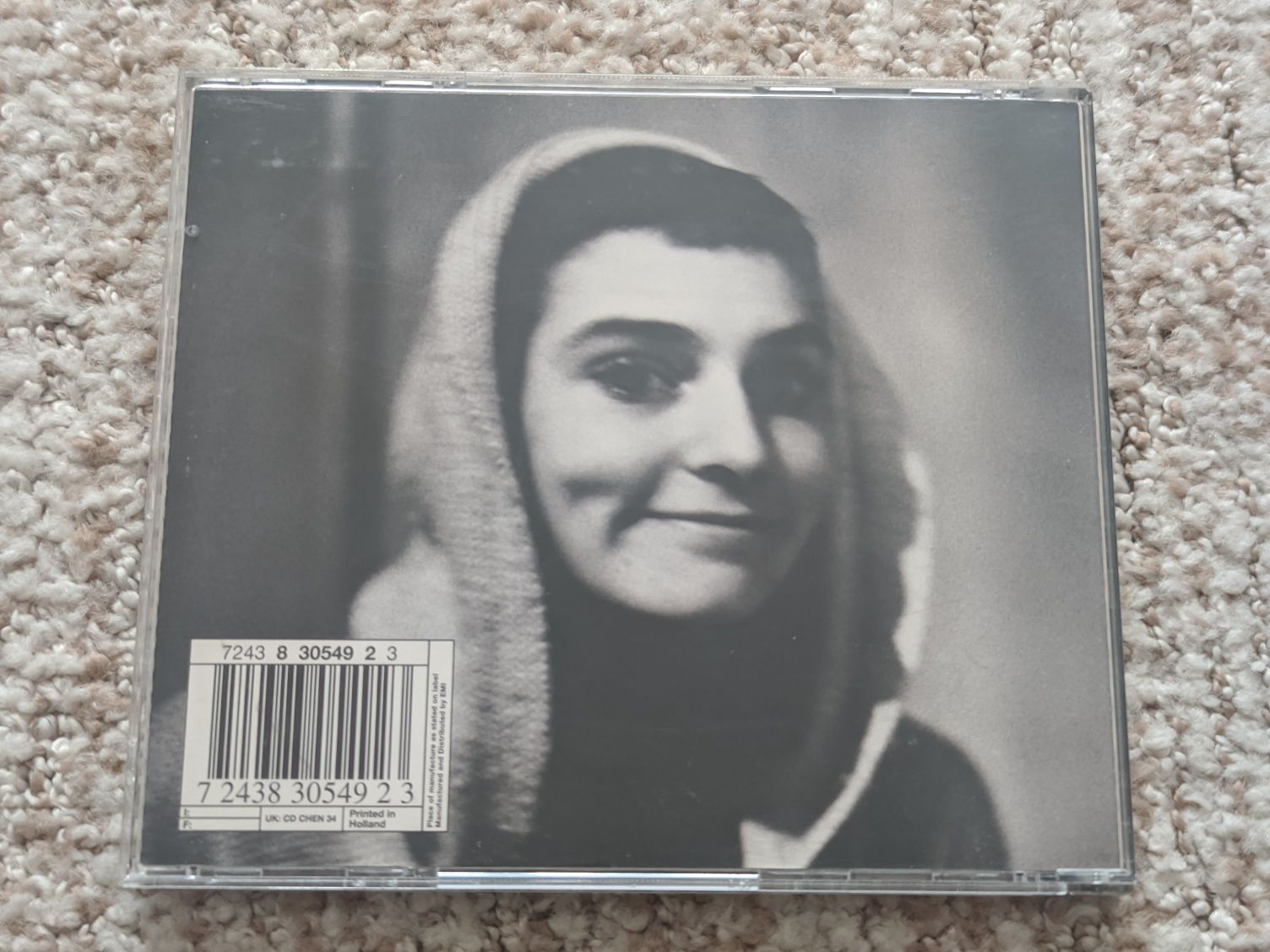 Фирменный CD Sinead O'Connor - universal mother