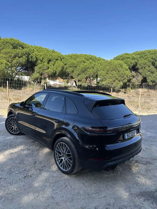 Porsche Cayenne 3.0 e-híbrido plug in 462cv