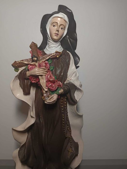 Santa Rita de Cássia em Porcelana – Arte Sacra (35 cm)