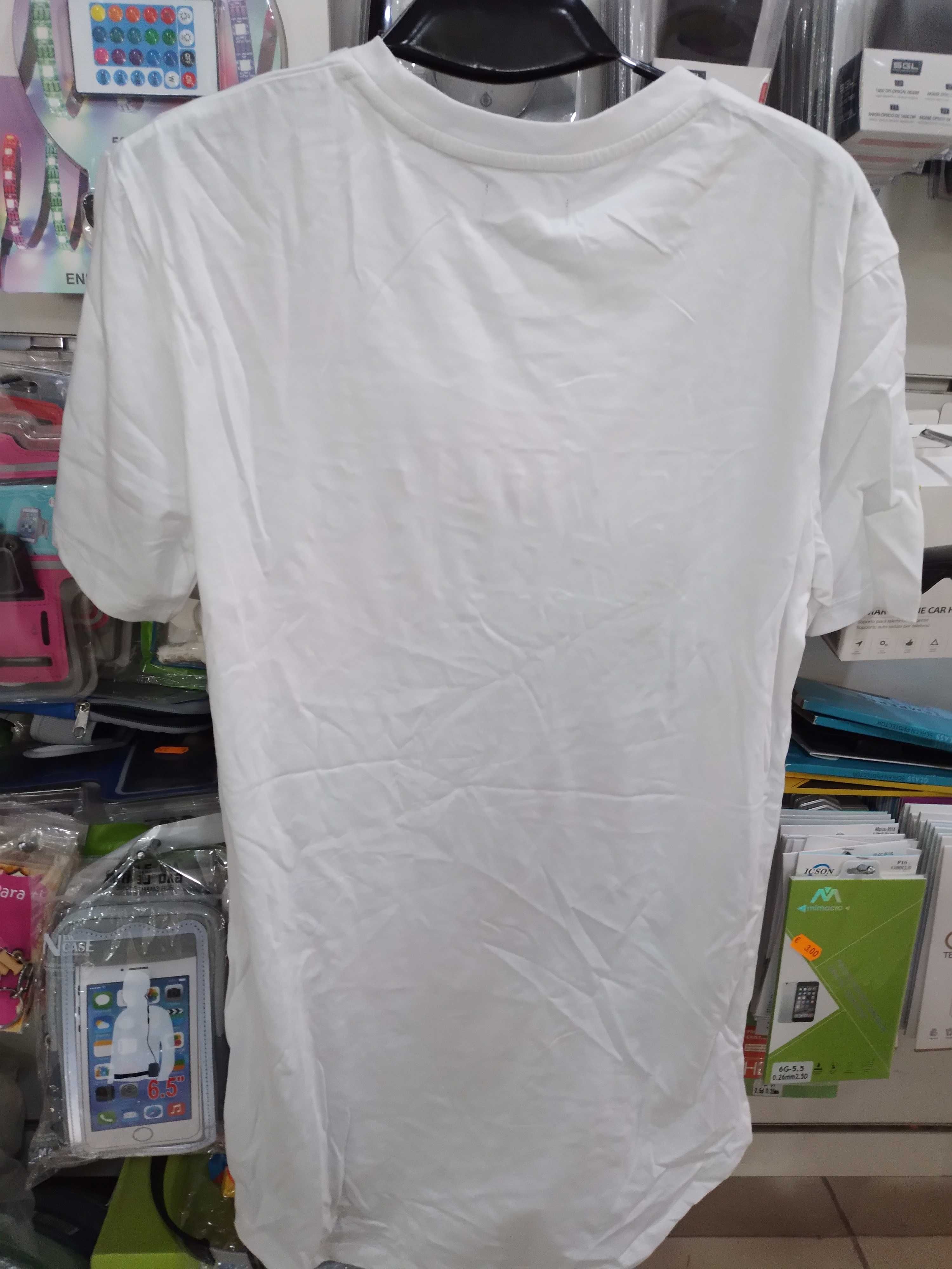 T-shirt branco long slim zara