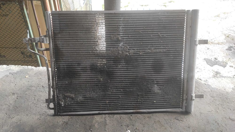 Продам конденсор (радіатор, конденсатор) на Ford Kuga 2013