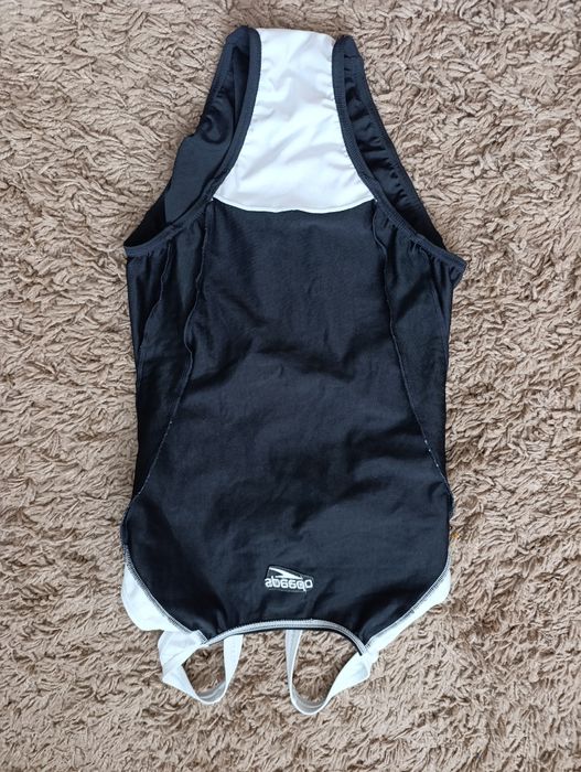 Купальник Speedo . S-M.