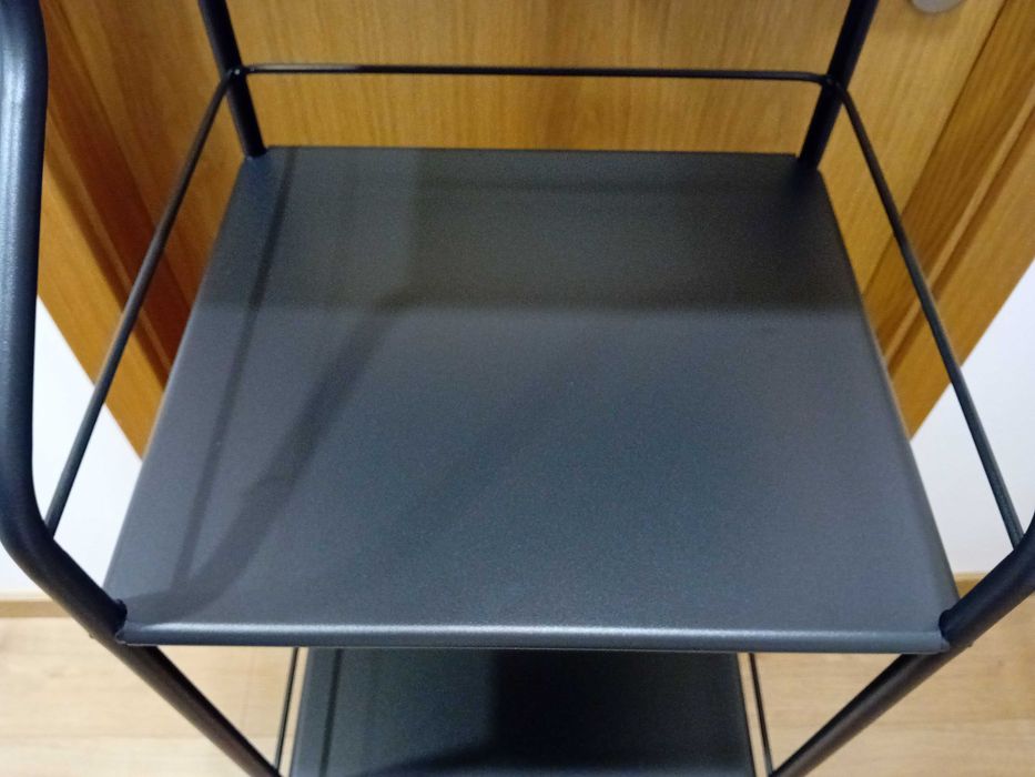 Estante Preta do IKEA