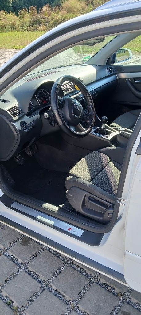 Audi A4 B7 3.0 TDI   4x4 QUATTRO  S-line